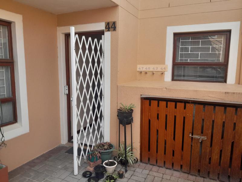 To Let 2 Bedroom Property for Rent in Durbanville Western Cape